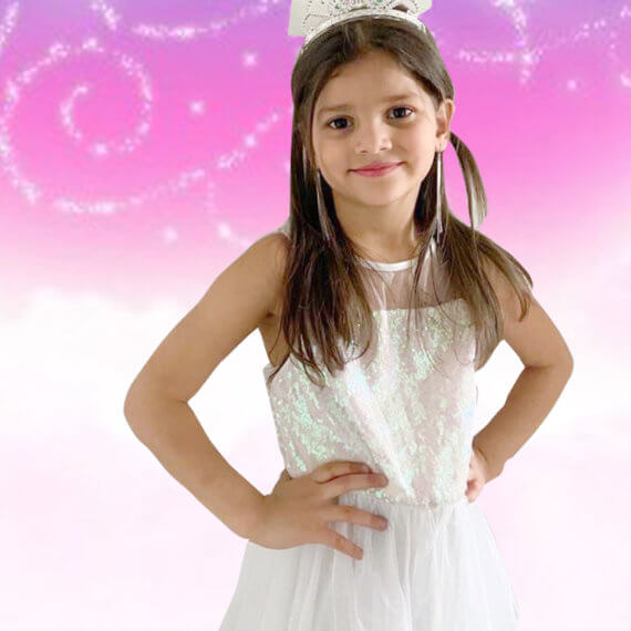 Look #8 Princess Stylist: Chie Kai Outfit: White dress, White fur coat Shoes: Personal Collection Accessories: Personal Collection Model: Reta Adel Photographer: Ayat Aldroobe Location: Medina, NY